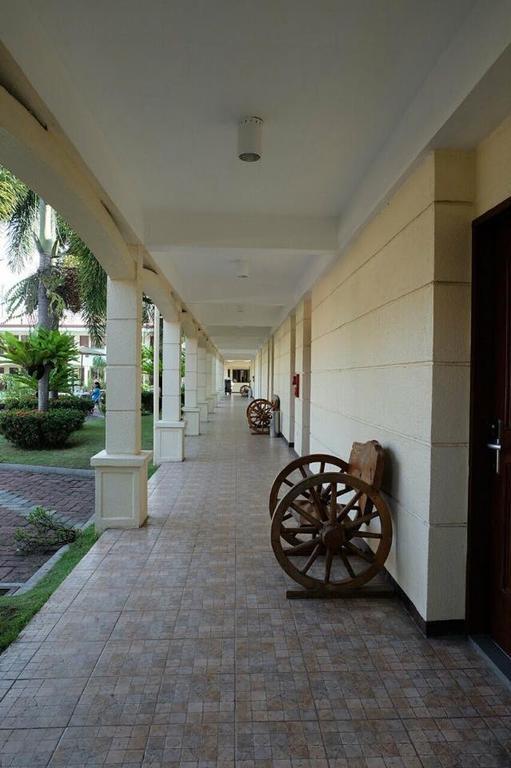 Dottie'S Place Hotel & Restaurant Butuan City Exterior photo
