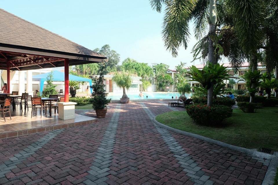 Dottie'S Place Hotel & Restaurant Butuan City Exterior photo