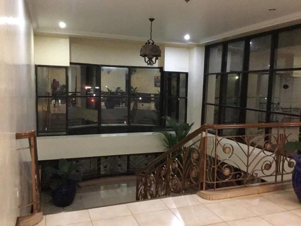 Dottie'S Place Hotel & Restaurant Butuan City Exterior photo